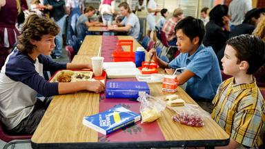 El Joven Sheldon 1x2