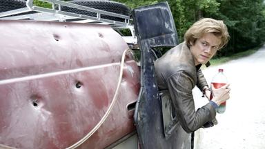MacGyver 1x2