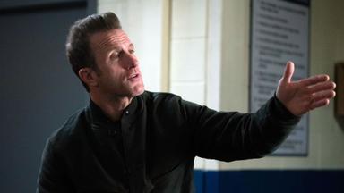 Alerta: Unidad de Personas Desaparecidas 2x8