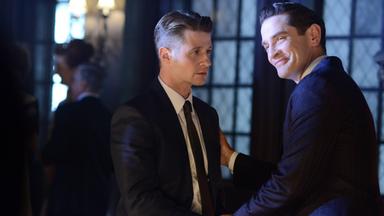 Gotham 2x7