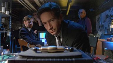 Los Expedientes Secretos X 3x23