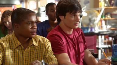 Smallville 2x2
