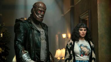 Doom Patrol 4x6