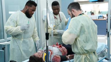 The Resident 3x1