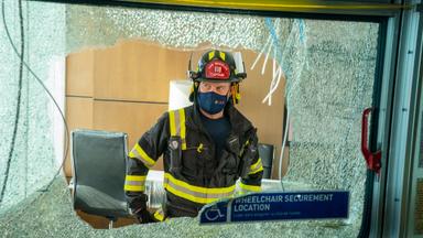 9-1-1 4x1