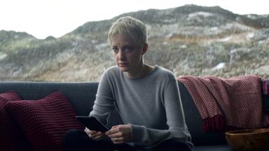 Black Mirror 4x3