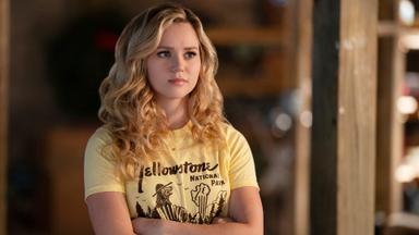 DC's Stargirl 3x1