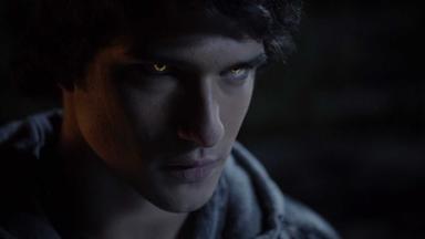 Lobo Adolescente 1x8
