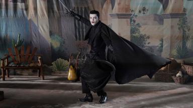 Gotham 5x7