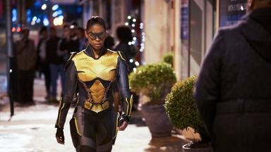 Black Lightning 1x11