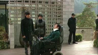 Iris 1x12