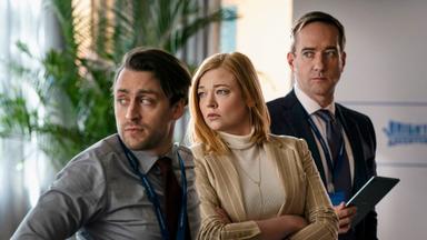 Succession 3x5