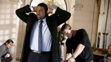 Crisis 1x11