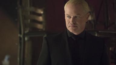 Arrow 4x2