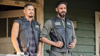 Mayans M.C. 3x2