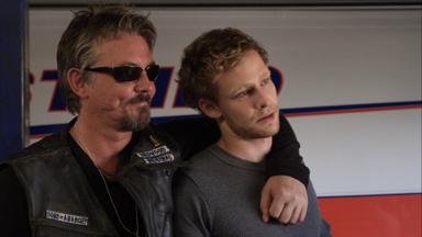 Sons of Anarchy 1x8