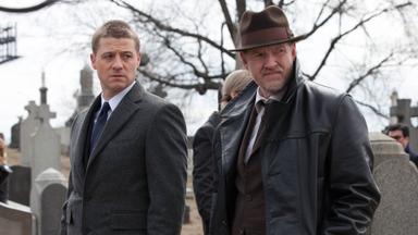 Gotham 1x1