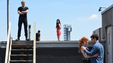 Shadowhunters 1x3